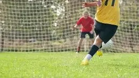 辽宁六地足球俱乐部“力争”两年内实现冲超